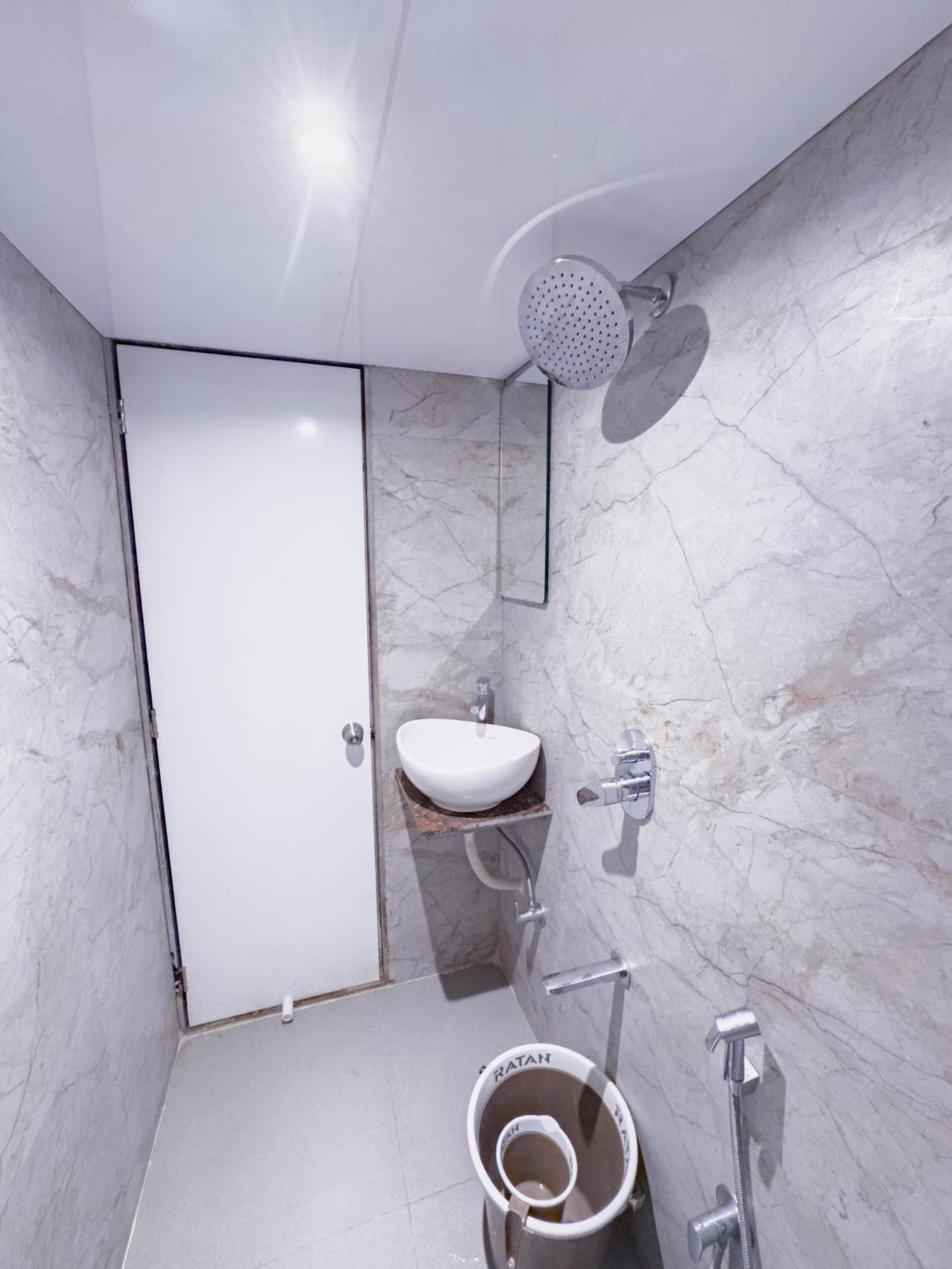 Hotel Winton Bombaj Zewnętrze zdjęcie