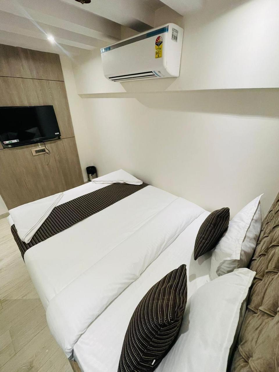 Hotel Winton Bombaj Zewnętrze zdjęcie