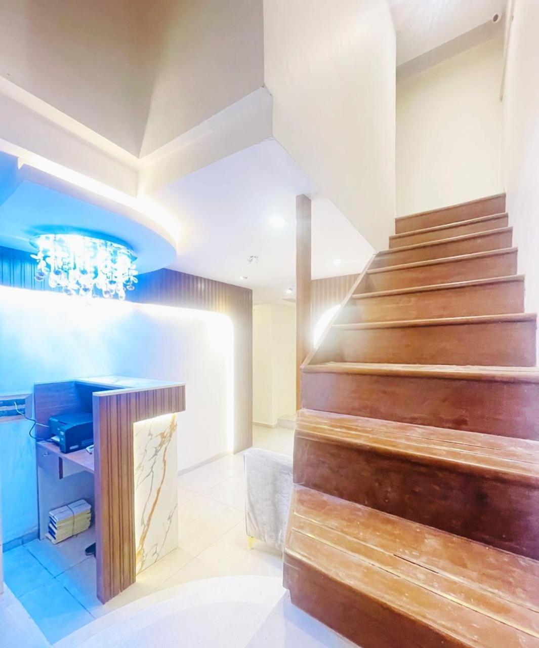 Hotel Winton Bombaj Zewnętrze zdjęcie